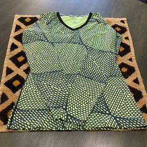 Nike Pro Dri-Fit Shirt Women’s Size Medium Fitted long sleeve